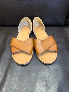 Universal Thread Tan Cross-Band Slide Sandals